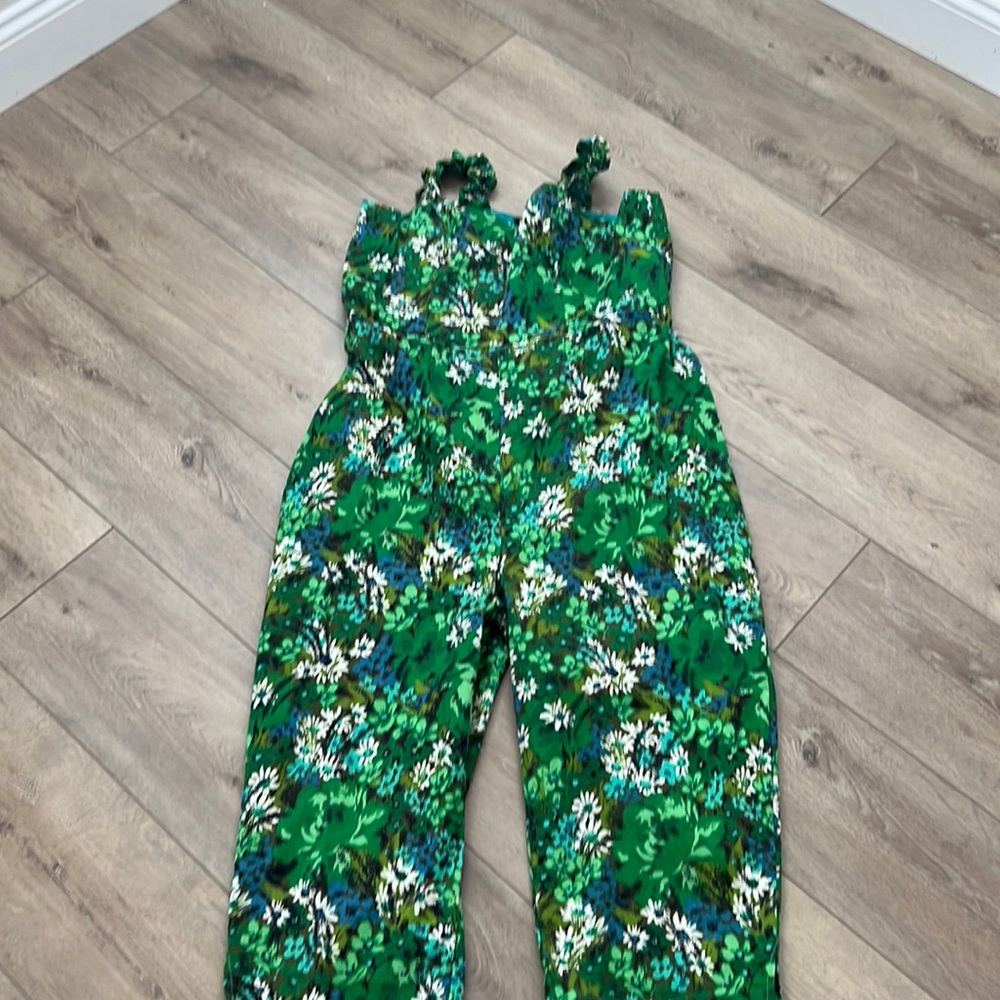Fun vintage style jumpsuit with matching over skirt size 2XL